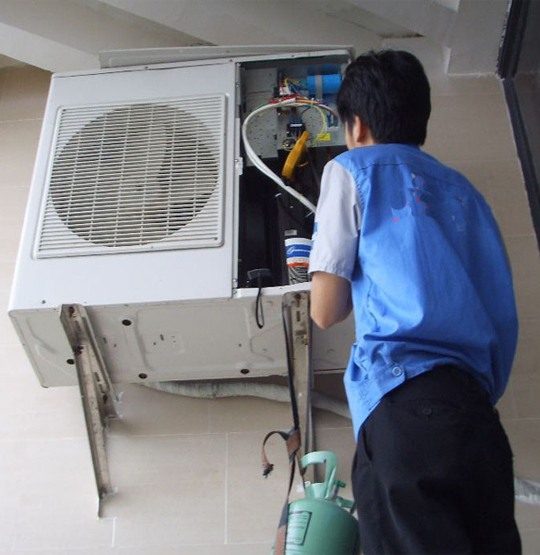 边坝空调开机无反应维修